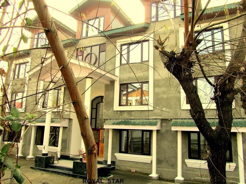 Royal Star Inn Сринагар Экстерьер фото